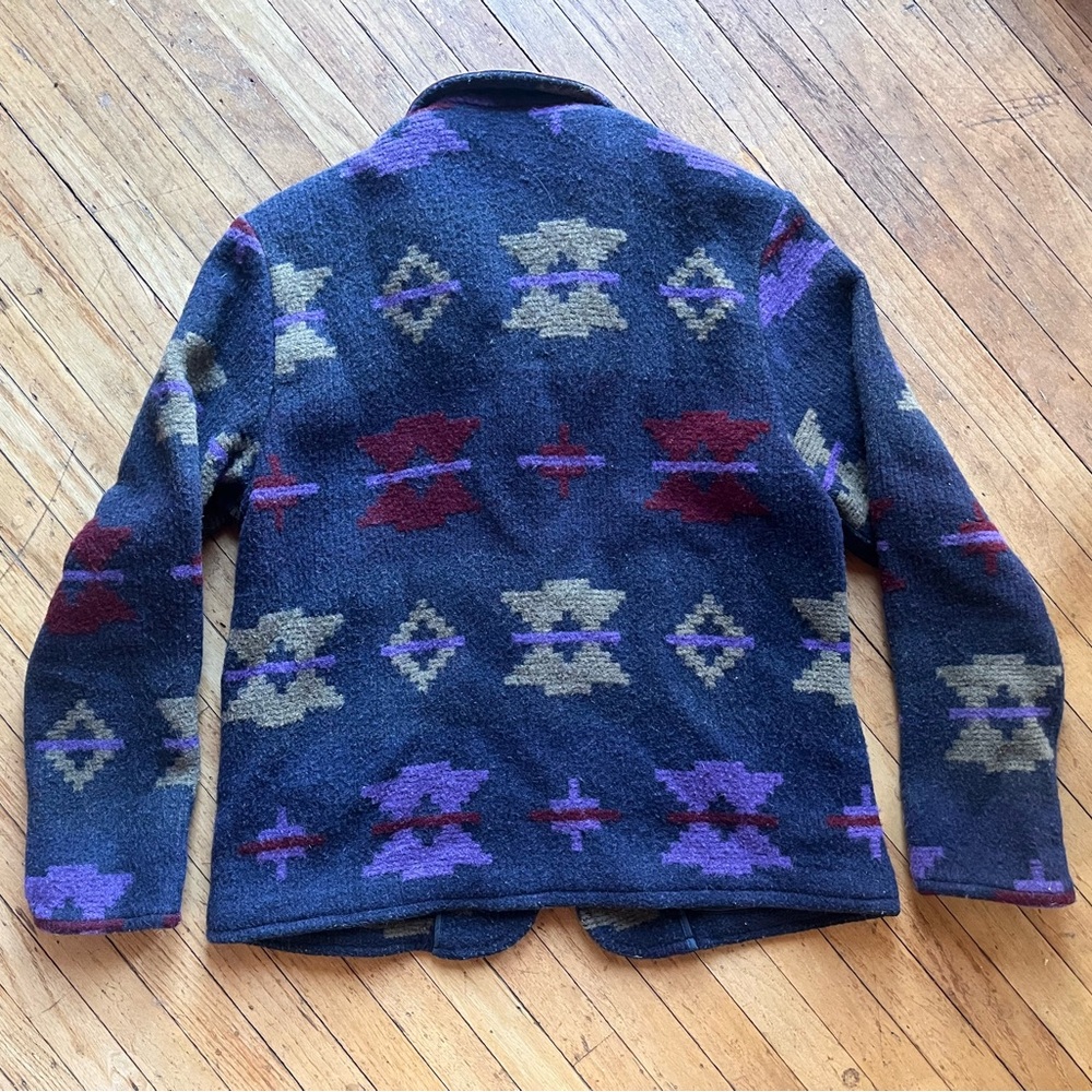 Vintage 80’s era Woolrich chore coat with Southwestern pattern in Navy, size M - Picture 6 of 6